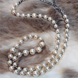 Pearl Faux Necklace with silver tone beads